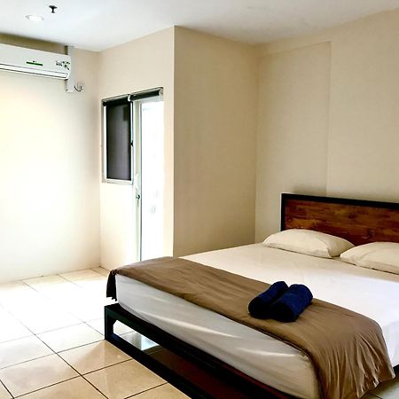 Queen Victoria Apartment Batam 部屋 写真