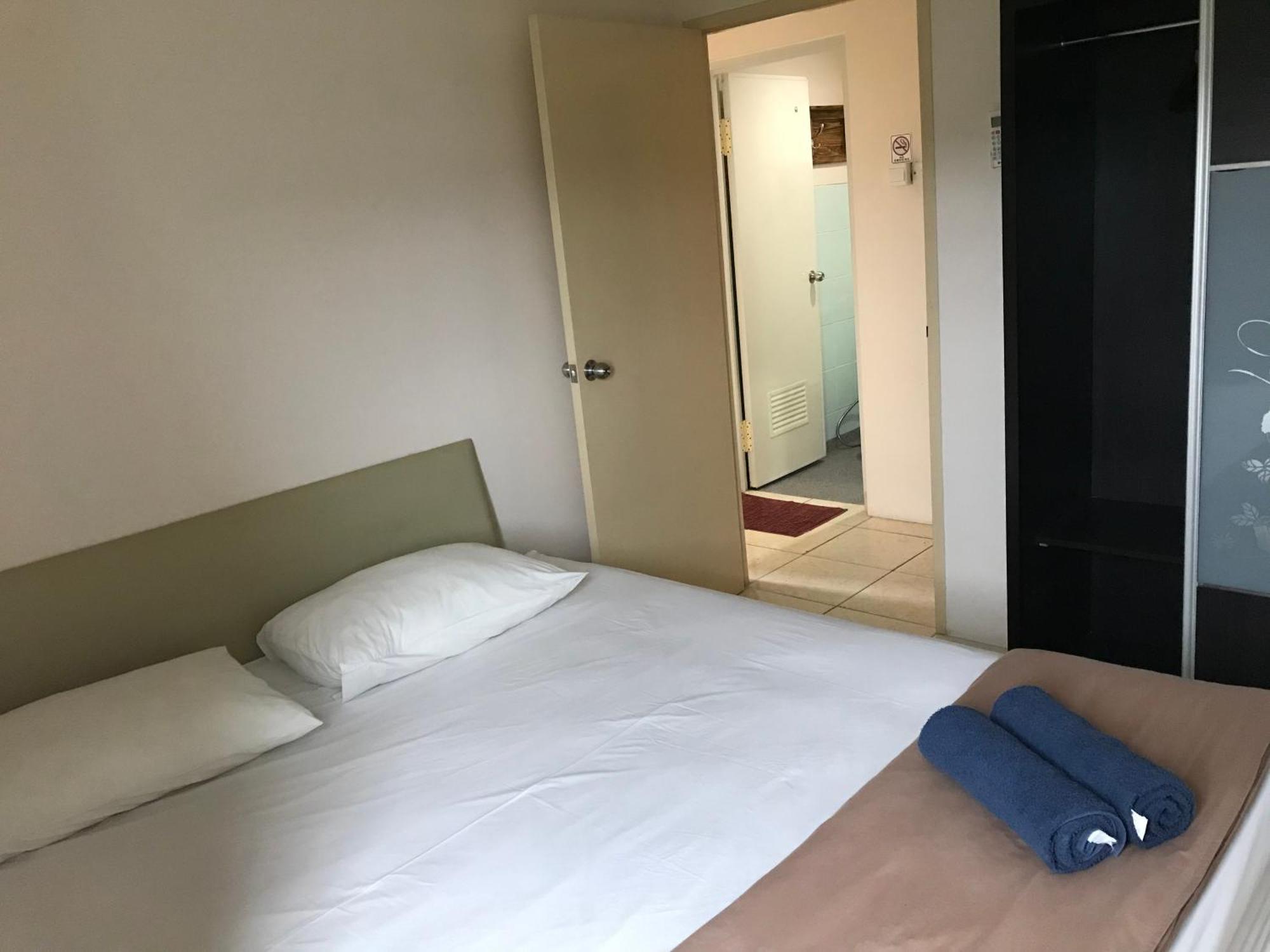 Queen Victoria Apartment Batam 部屋 写真