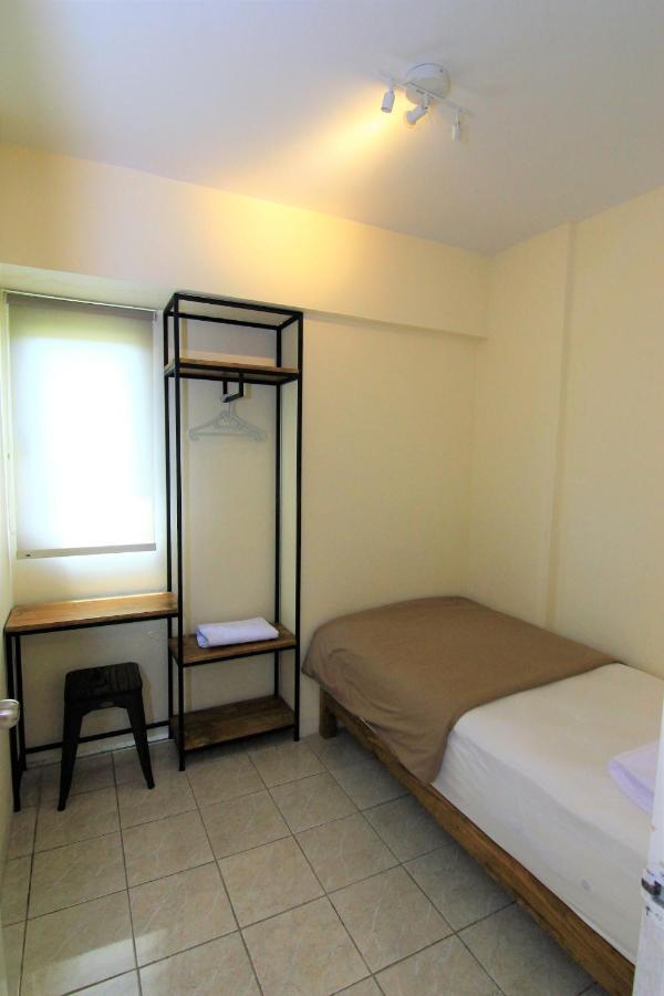 Queen Victoria Apartment Batam エクステリア 写真